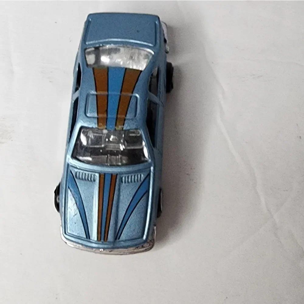 Vintage 1980s Summer BMW 635 CSi Light Blue Diecast Car 1:64 Scale 8901 Rare HTF